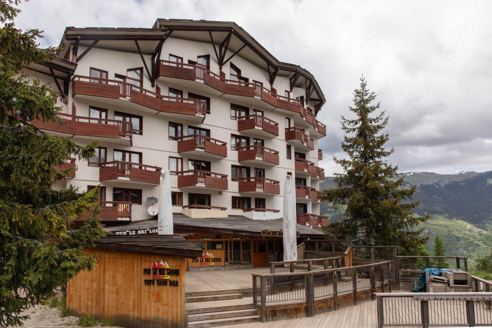 Apartamento Courchevel Au Pied Des Pistes, La Tania Exterior foto