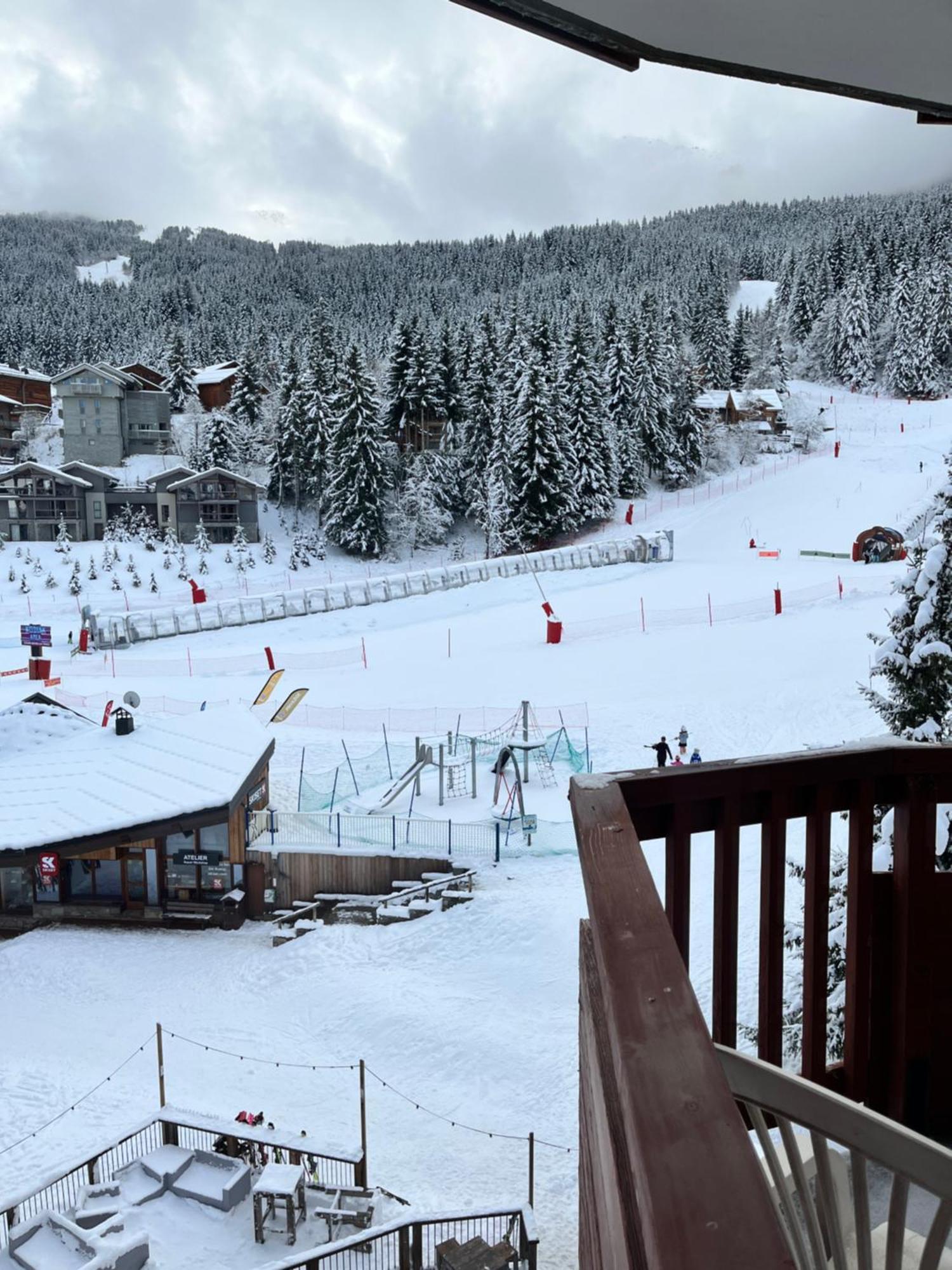 Apartamento Courchevel Au Pied Des Pistes, La Tania Exterior foto
